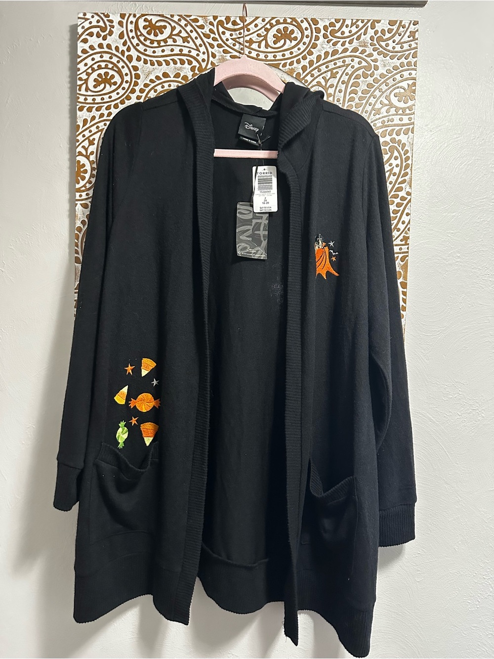 Disney Torrid HalloweeWomen’s Black Hooded Cardigan with Embroidered Detail